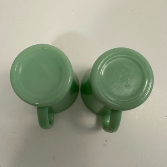 Vintage Fire King Jadeite D-Handle Coffee Mugs 2 Pieces - Picture 11 of 11
